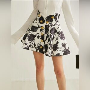 Commense Floral Print Button-Detail Skirt